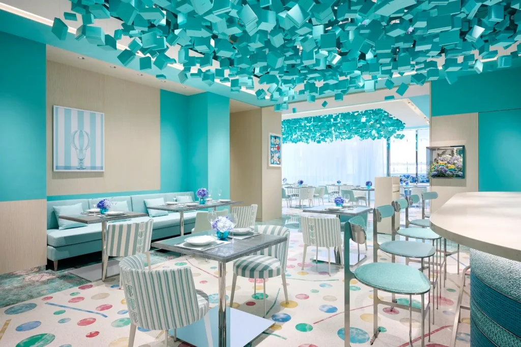 【TIFFANY & CO.】日本初となる「ブルー ボックス カフェ」がティファニー 銀座に8月8日オープン