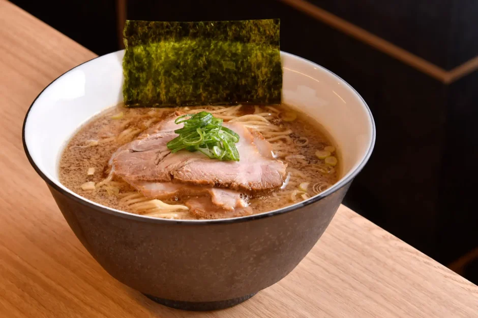 ミシュランガイド常連「ラーメンGINZA TON BOX」銀座にオープン