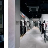 デサントの新たな直営店 DESCENTE GINZAが2026年9月17日、銀座5丁目にオープン
